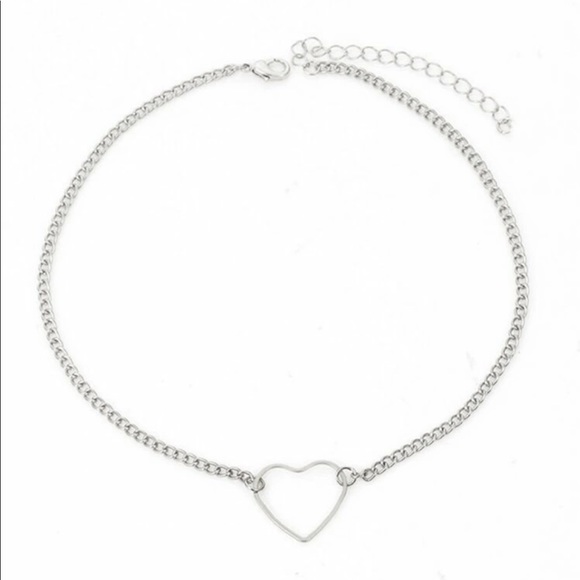 • Nadine • Open Heart Chain Choker - Picture 4 of 4